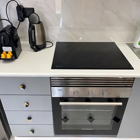 Apolo 5 Near Restaurants 150 Meter From Lejlighed *