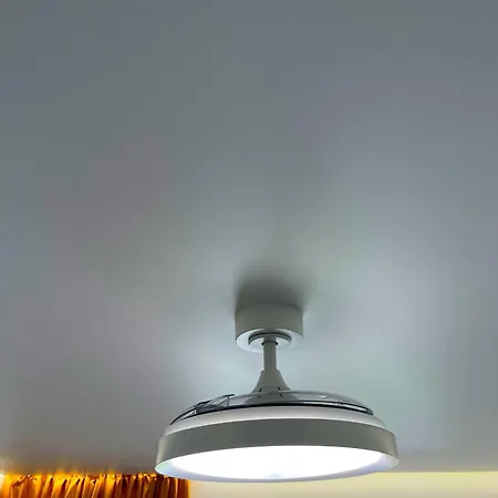 Apolo 5 Near Restaurants 150 Meter From *