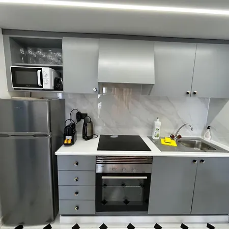 Apolo 5 Near Restaurants 150 Meter From Calpe