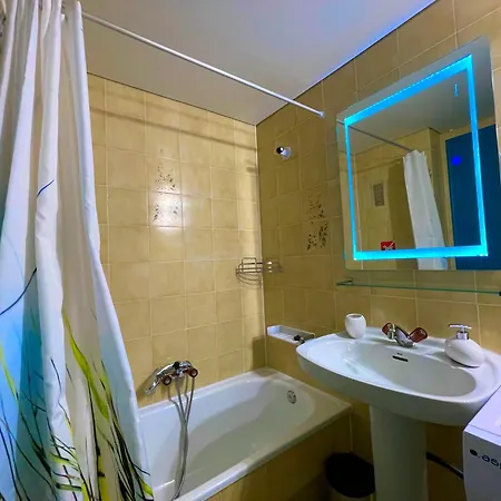 Apolo 5 Near Restaurants 150 Meter From